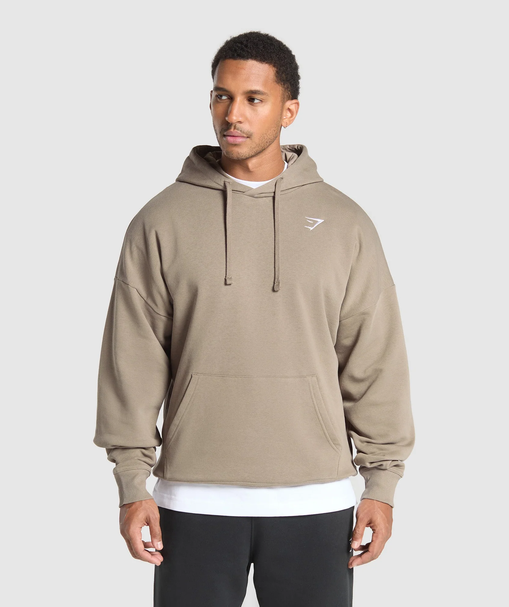 CrestOversizedHoodieGSLifestyleBrownA5A8O-NC0S0011_1664x-1-1.webp